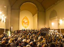 Igreja de S. Tiago encheu para o concerto de dia 9, cenário que se repetiu no dia seguinte em Lisboa