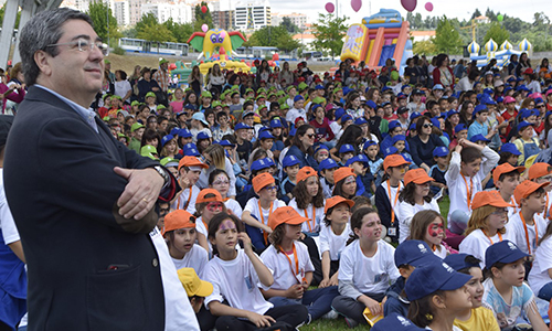 Dia Mundial da Criança foi festejado no Jardim do Lago Foto: CMC