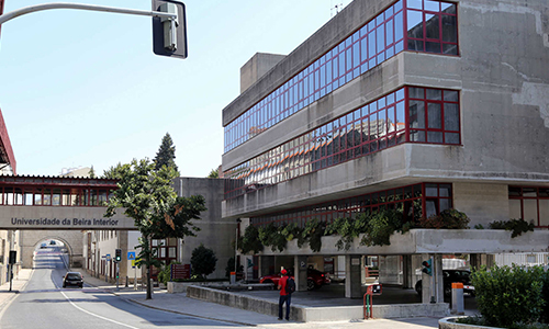 Mestrado Integrado em Medicina continua no topo dos cursos com média de entrada mais alta