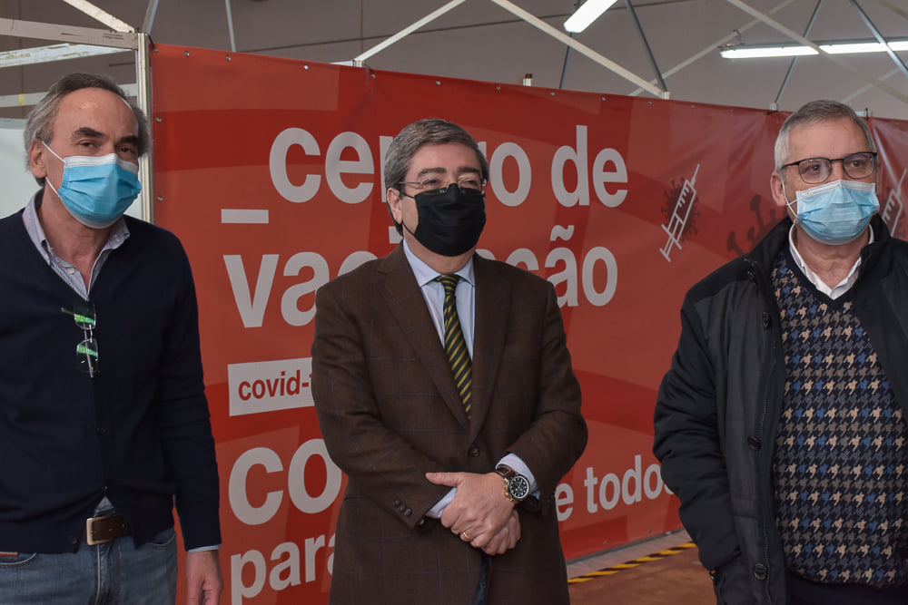 Processo de vacinação é coordenado pelo ACES Cova da Beira e tem o apoio logístico da Câmara Municipal da Covilhã, Forças de Segurança e Bombeiros