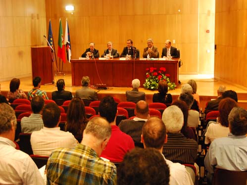 O livro agora apresentado na UBI constitui uma nova ferramenta de trabalho