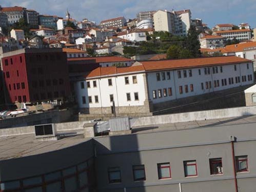 A cerimónia oficial de abertura do ano lectivo 2010/2011, na UBI, conta com a atribuição do doutoramento Honoris Causa a Pinto Balsemão