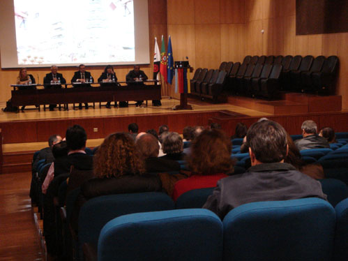 Os representantes da academia estiveram no Anfiteatro das Sessões Solenes para ouvirem a apresentação do documento diagnóstico